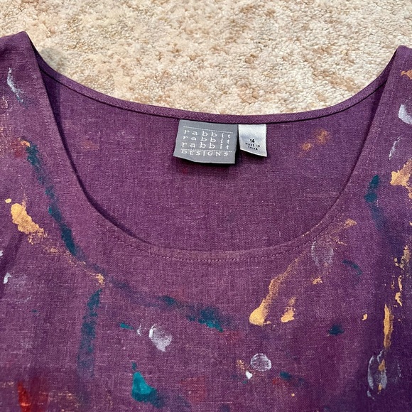 Rabbit designs Size 14. Hand painted. One of a kind top. - Picture 4 of 8